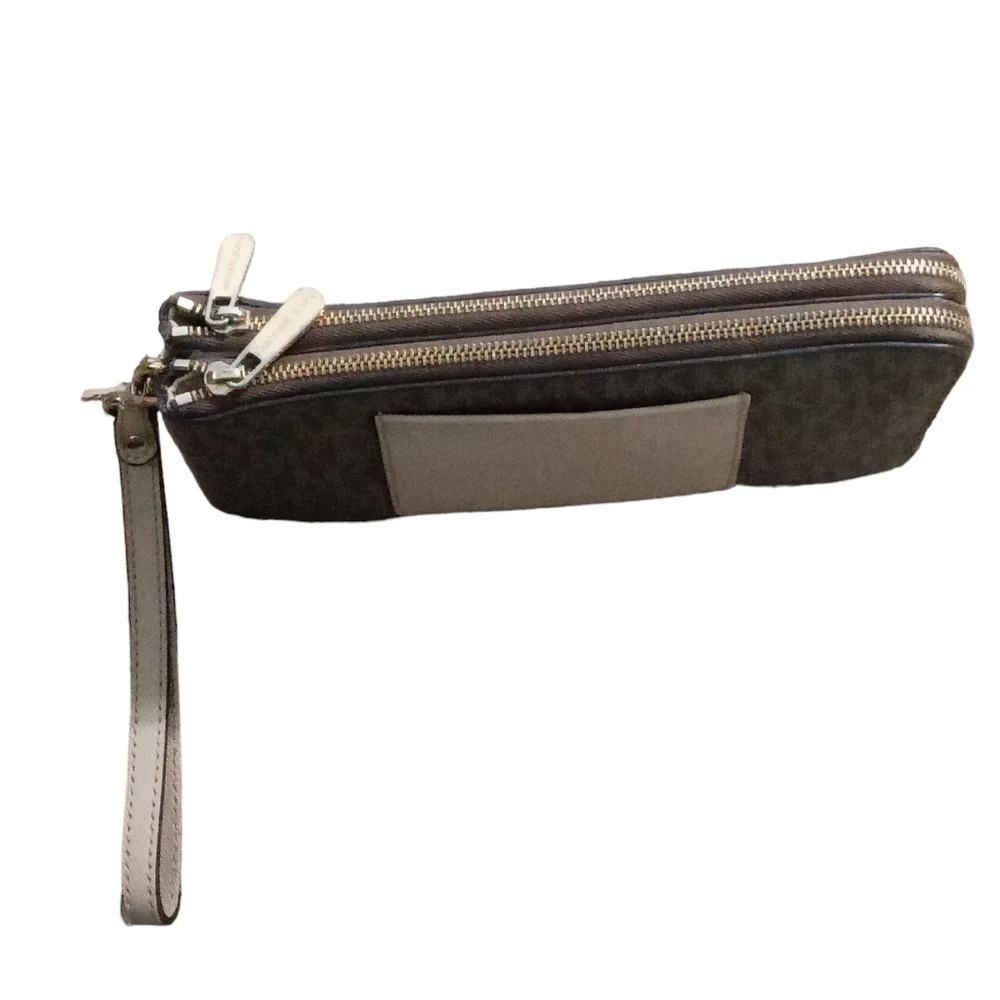Michael Michael Kors Double Zipper Wristlet